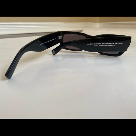 Moncler - Picture 4 of 5